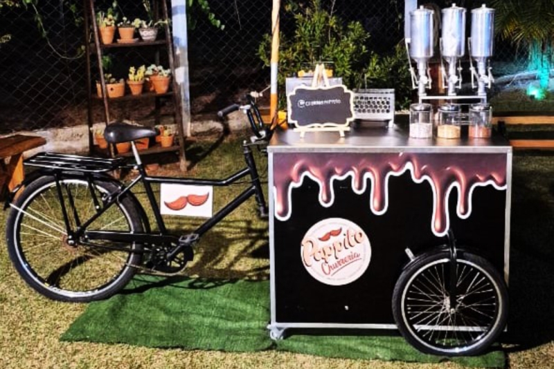 Elaine Boscolo aborda curiosidades em festas e feiras de noivas